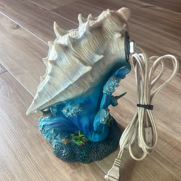 Marine Life Collection Dolphin Figurine Seashell Night Light Lamp - Wild Life - Picture 6 of 12